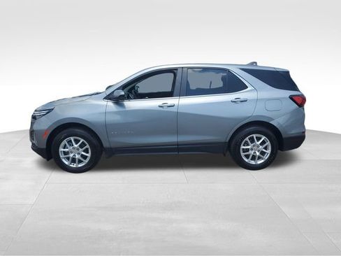 Used 2024 Chevrolet Equinox LT AWD/4WD image 7