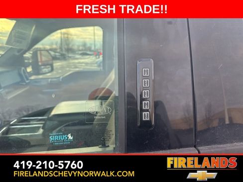 Used 2017 Ford F150 XLT w/ Equipment Group 302A Luxury image 6