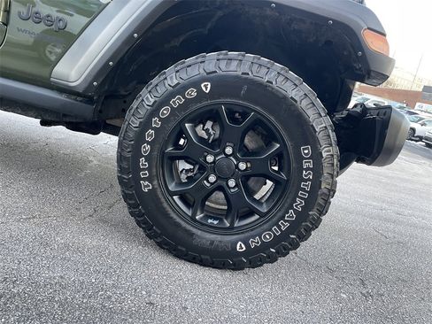 Used 2022 Jeep Wrangler Unlimited Sport image 11