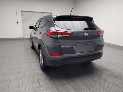 Used 2017 Hyundai Tucson SE image 6