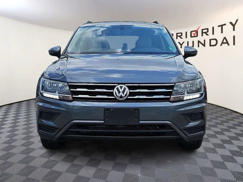 Used 2021 Volkswagen Tiguan SE AWD/4WD image 2