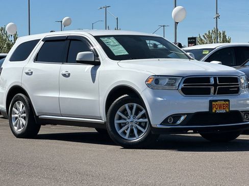 Used 2020 Dodge Durango SXT w/ 3rd Row Seating Group RWD image 2