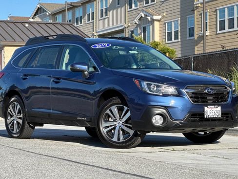 Used 2019 Subaru Outback 2.5i Limited AWD/4WD image 2