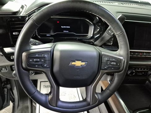 Used 2024 Chevrolet Silverado 3500 High Country w/ Technology Package image 11