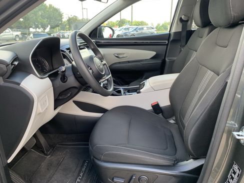 Used 2023 Hyundai Tucson SEL AWD/4WD image 16