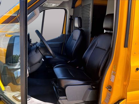 Used 2020 Ford Transit 250 148 High Roof w/ Load Area Protection Package RWD image 8