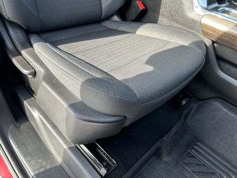 Used 2023 Chevrolet Silverado 1500 RST w/ Convenience Package II image 16