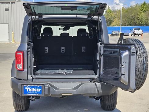 New 2025 Ford Bronco 4-Door image 8