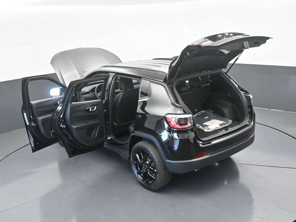 New 2026 Jeep Compass Latitude AWD/4WD image 64