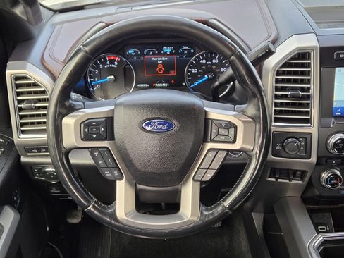 Used 2017 Ford F350 Platinum w/ Platinum Ultimate Package image 22