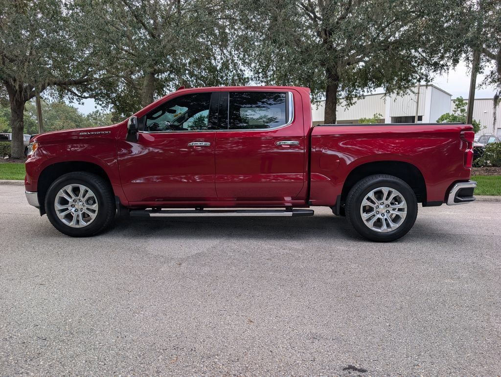 Used 2024 Chevrolet Silverado 1500 LTZ w/ LTZ Premium Package RWD image 5