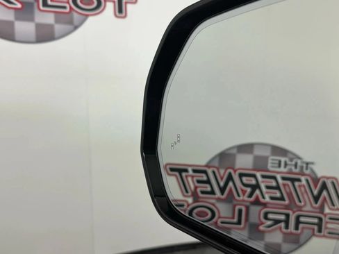 Used 2025 Toyota Tundra Platinum image 38