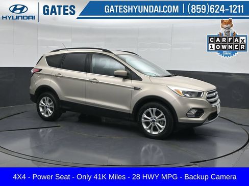 Used 2018 Ford Escape SE AWD/4WD image 1