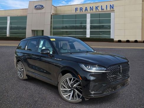 New 2025 Lincoln Aviator Black Label w/ Jet Appearance Package image 1
