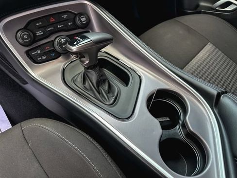 Used 2022 Dodge Challenger R/T Scat Pack RWD image 20