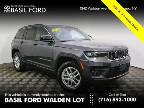 Used 2025 Jeep Grand Cherokee Laredo X w/ Luxury Tech Group I AWD/4WD image 1