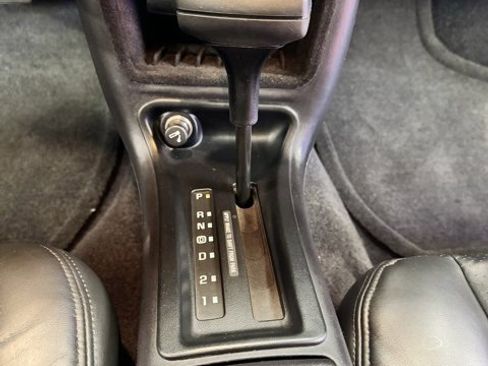 Used 1998 Chevrolet Monte Carlo Z34 image 22