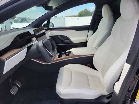 Used 2022 Tesla Model X Plaid AWD/4WD image 20