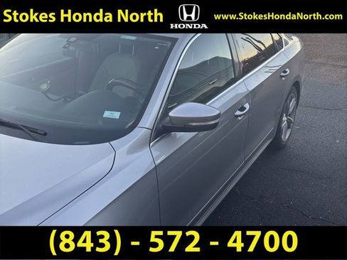 Used 2014 Volkswagen Passat TDI SEL Premium image 5