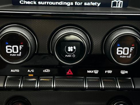 Used 2016 Jaguar F-TYPE S image 28