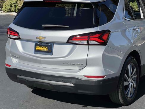 Used 2022 Chevrolet Equinox Premier image 64