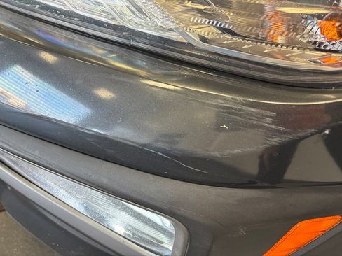 Used 2018 Hyundai Kona SE FWD image 13