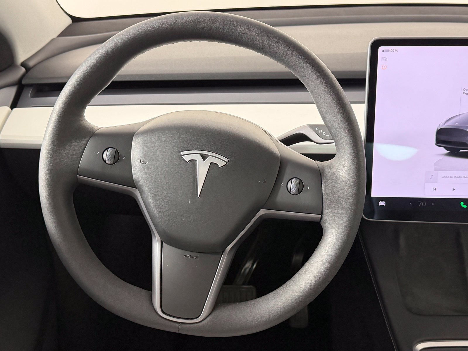 Used 2024 Tesla Model Y Long Range AWD/4WD image 16