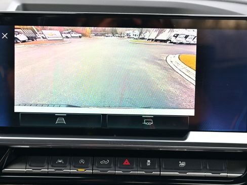 Used 2025 Chevrolet Silverado 1500 LT w/ Max Trailering Package image 18