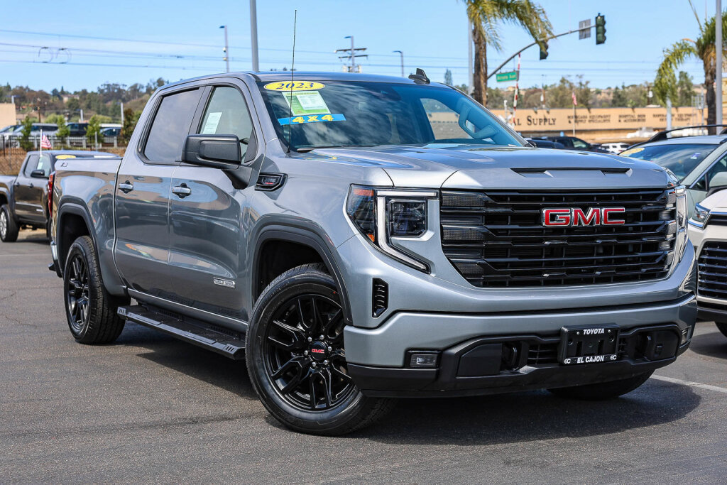 Used 2023 GMC Sierra 1500 Elevation w/ X31 Off-Road Package AWD/4WD image 1