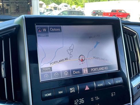 Used 2016 Toyota Land Cruiser AWD/4WD image 35