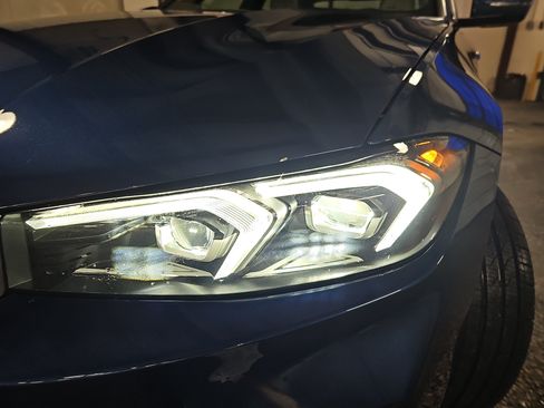 Certified 2024 BMW 330i Sedan w/ Premium Package RWD image 34