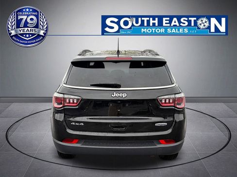 Used 2020 Jeep Compass Latitude w/ Cold Weather Group AWD/4WD image 4