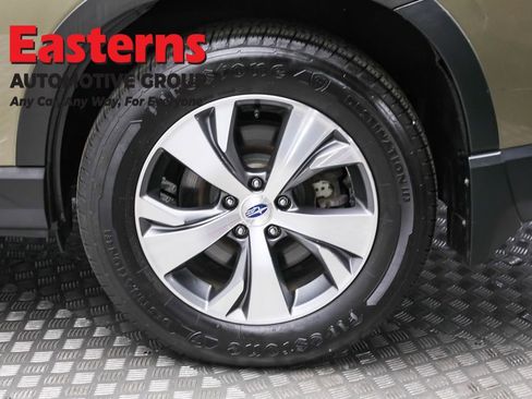 Used 2022 Subaru Ascent Premium w/ Convenience Package image 8