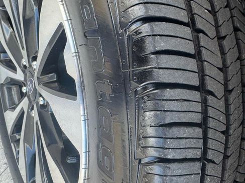 Used 2017 Subaru Outback 2.5i Limited AWD/4WD image 13