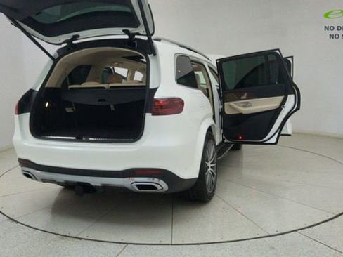Used 2025 Mercedes-Benz GLS 450 4MATIC w/ AMG Line Exterior image 79
