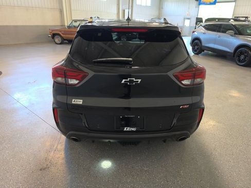 Used 2022 Chevrolet TrailBlazer RS w/ Sun and Liftgate Package AWD/4WD image 3