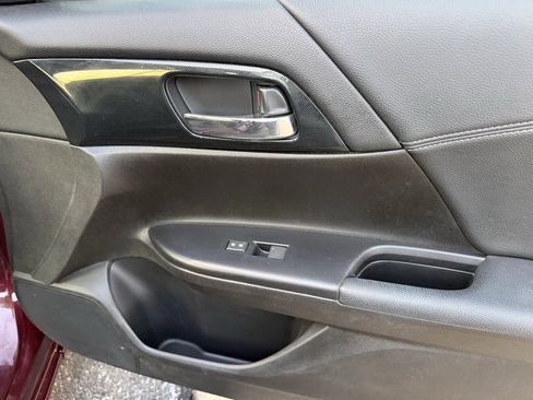 Used 2013 Honda Accord Sport image 44