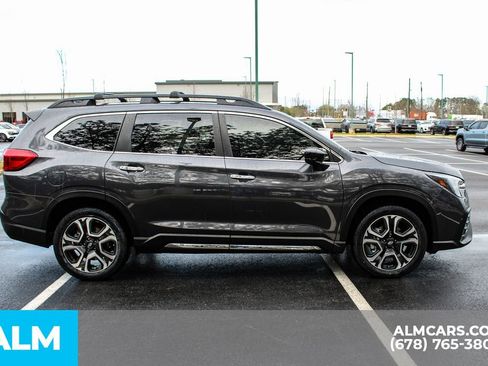 Used 2024 Subaru Ascent Touring AWD/4WD image 9