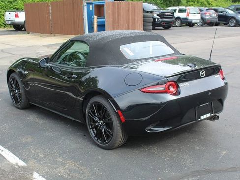 New 2025 MAZDA MX-5 Miata Club w/ Weather Package image 5