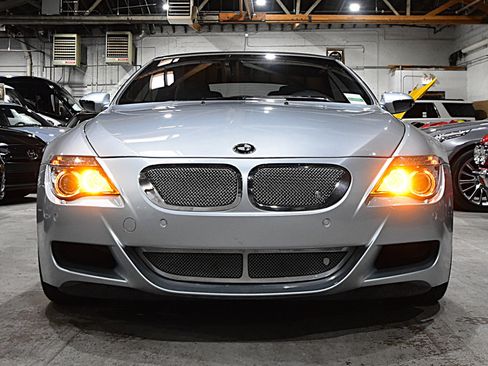 Used 2008 BMW M6 Convertible image 4