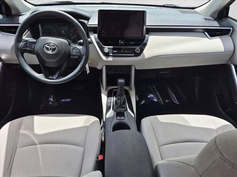Used 2024 Toyota Corolla Cross L FWD image 17