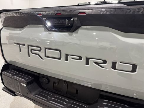 Used 2022 Toyota Tundra TRD Pro AWD/4WD image 33