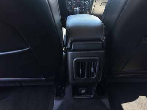 Used 2020 Jeep Compass Latitude FWD image 20