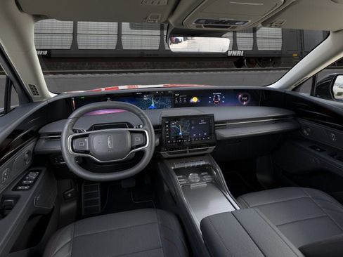 New 2026 Lincoln Nautilus Premier AWD/4WD image 9