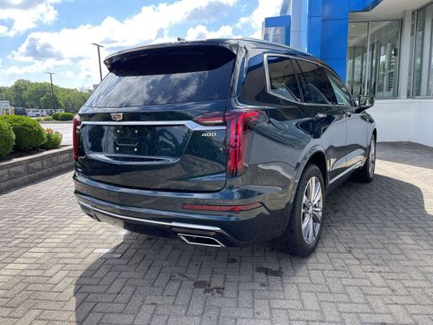 Used 2024 Cadillac XT6 Premium Luxury w/ LPO, Floor Liner Package AWD/4WD image 5