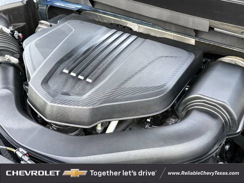 Used 2025 Chevrolet Traverse High Country AWD/4WD image 36