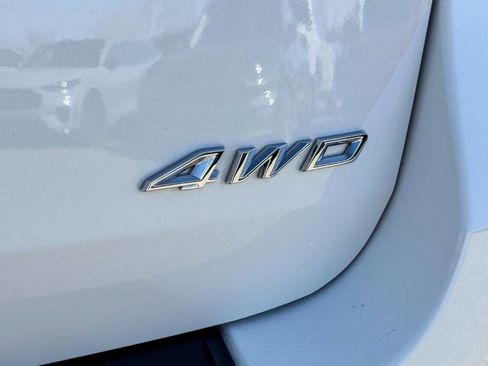 Used 2023 Ford Explorer XLT w/ Equipment Group 202A image 16