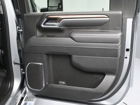 Used 2025 Chevrolet Silverado 3500 LT w/ All Star Edition AWD/4WD image 13