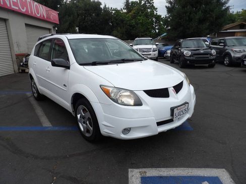 Used 2004 Pontiac Vibe w/ Power Group Value Package FWD image 2