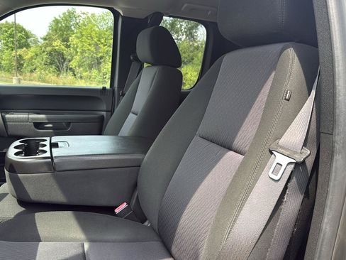 Used 2013 Chevrolet Silverado 1500 LT w/ All-Star Edition AWD/4WD image 12